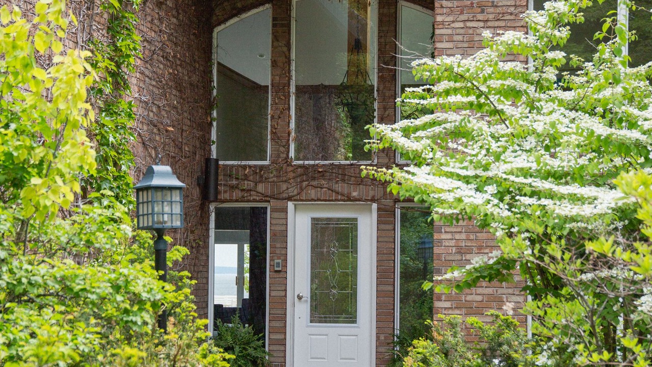 Photo of Outdoor in Northport