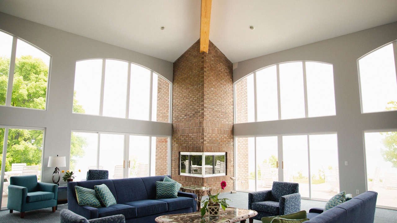 Photo of Livingroom in Northport