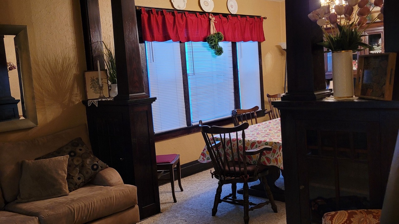 Photo of Livingroom in Niagara Falls