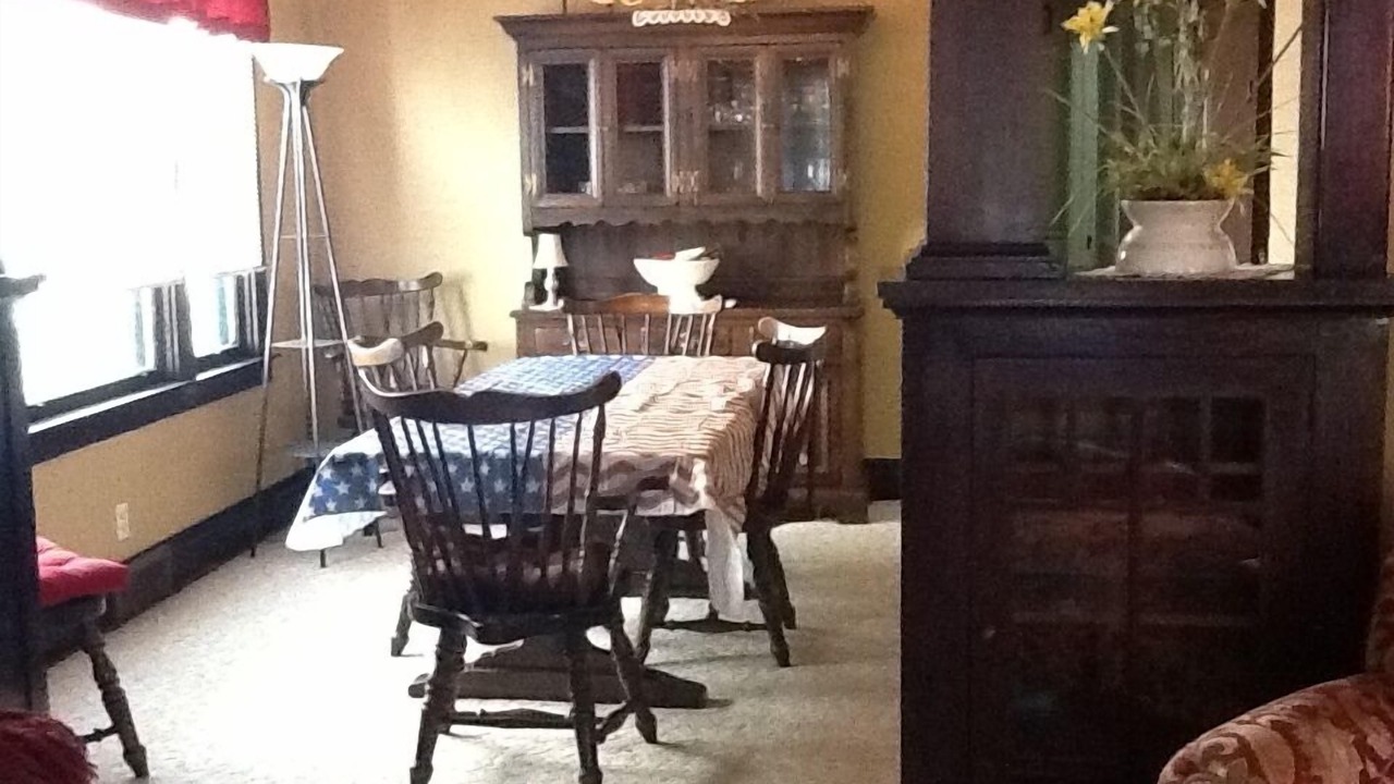 Photo of Livingroom in Niagara Falls