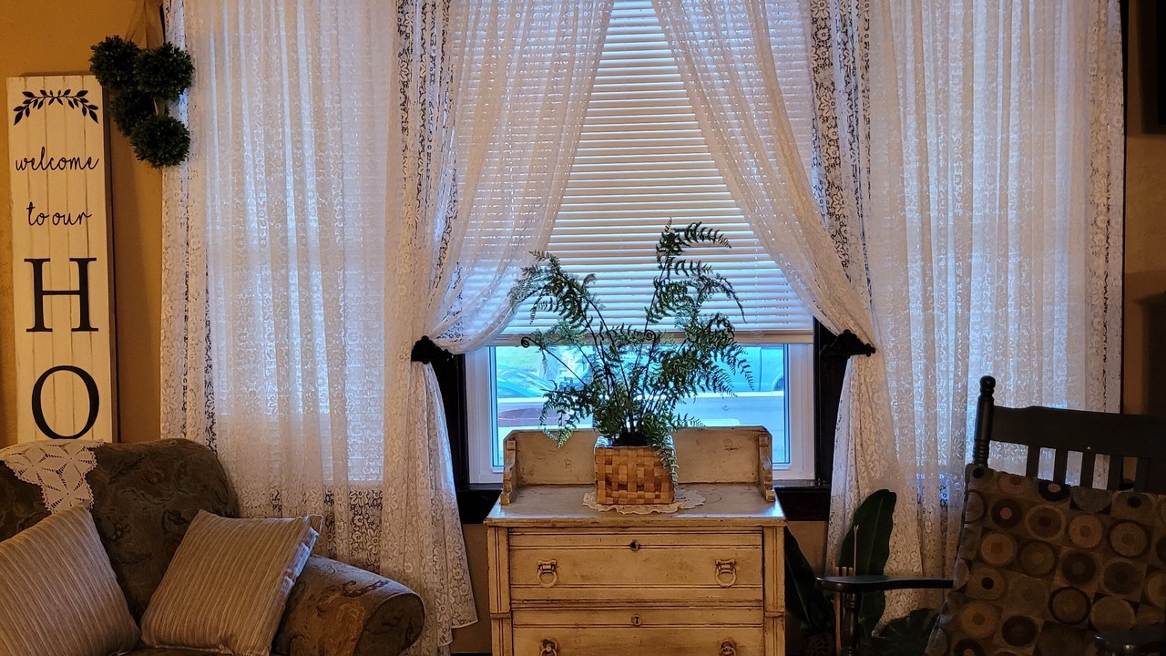 Photo of Livingroom in Niagara Falls