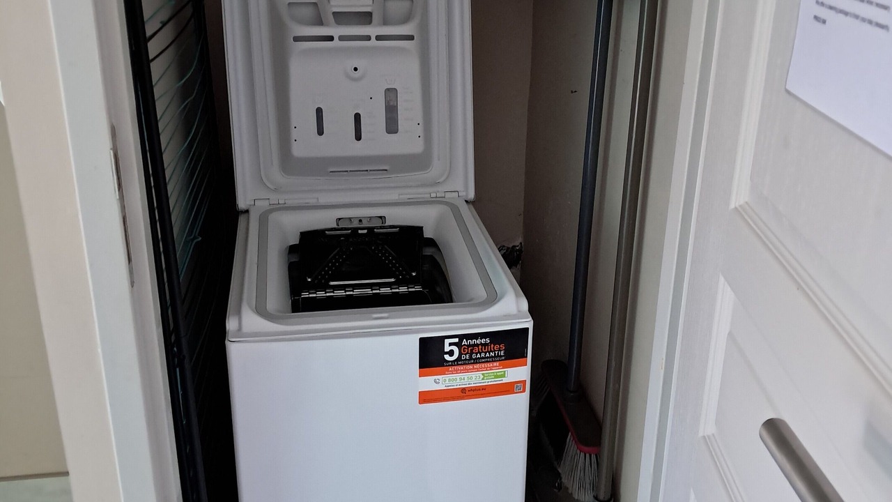 Photo of Others in Holque