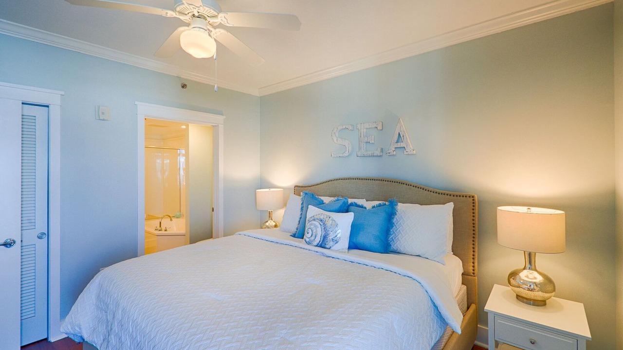 Photo of Bedroom in Fort Walton Beach