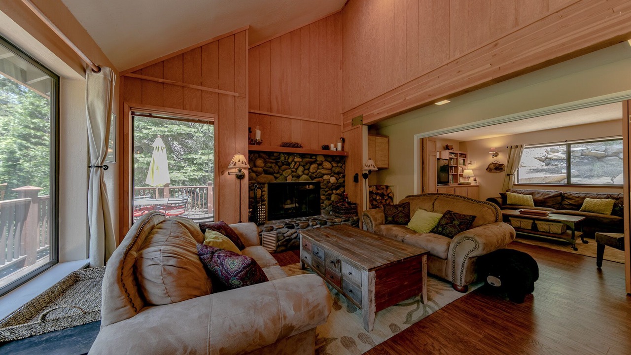 Photo of Bedroom in Strawberry