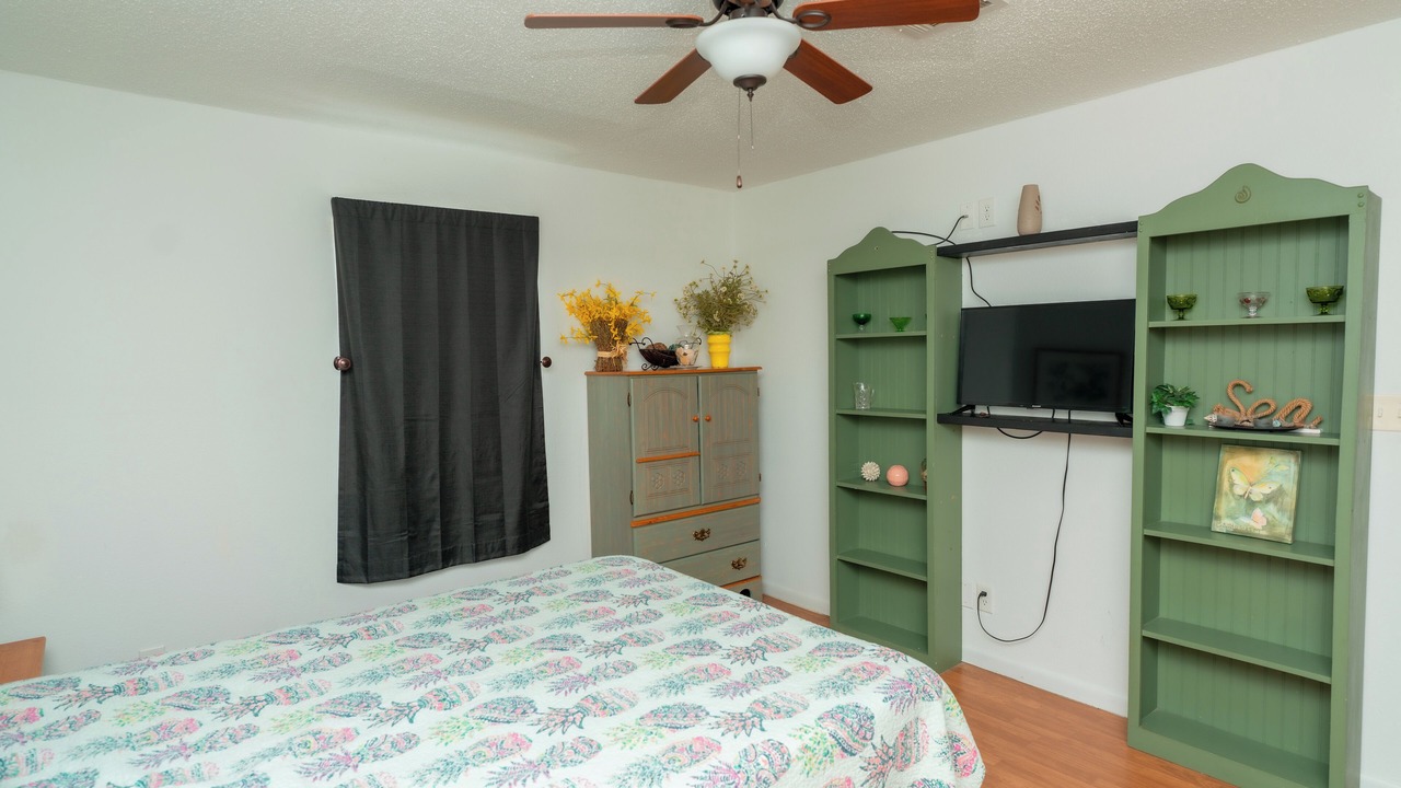 Photo of Bedroom in Shoreline Park