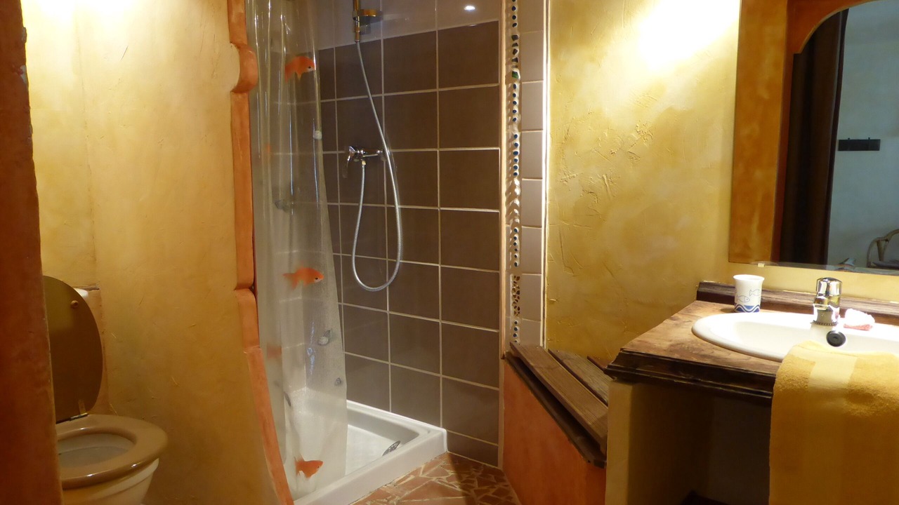 Photo of Bathroom in Arnave