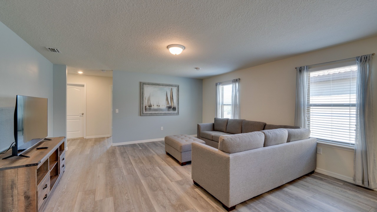 Photo of Livingroom in Loughman