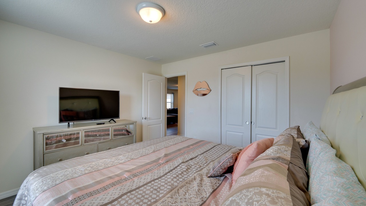 Photo of Bedroom in Loughman