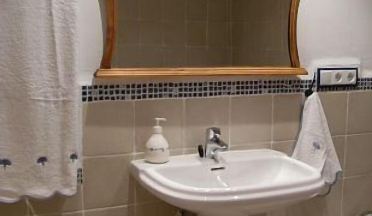 Photo of Bathroom in Romanzado