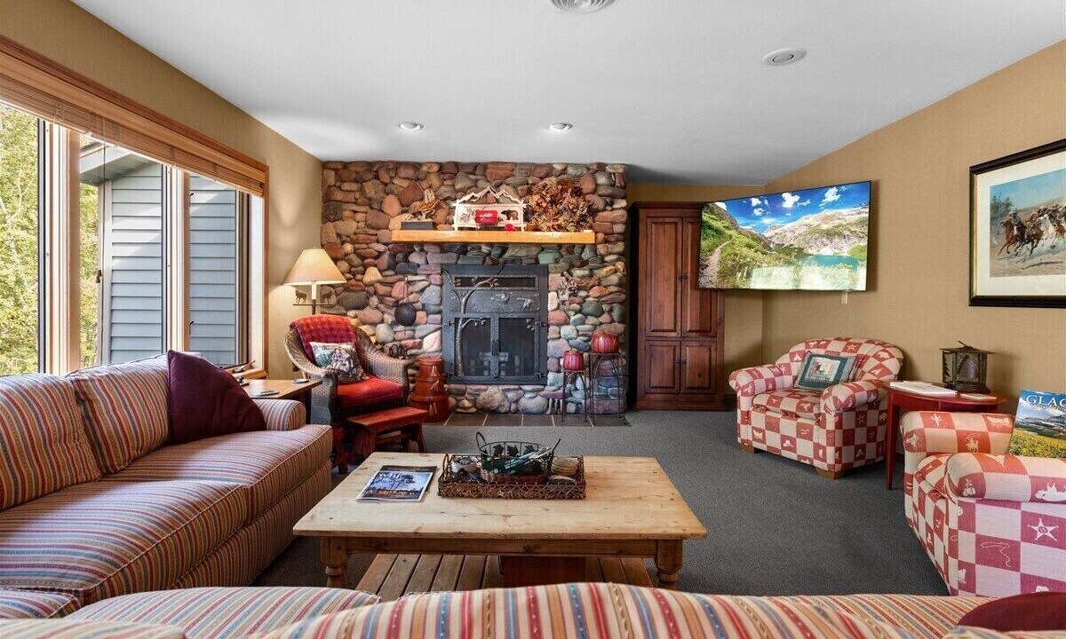 Photo of Livingroom in Whitefish