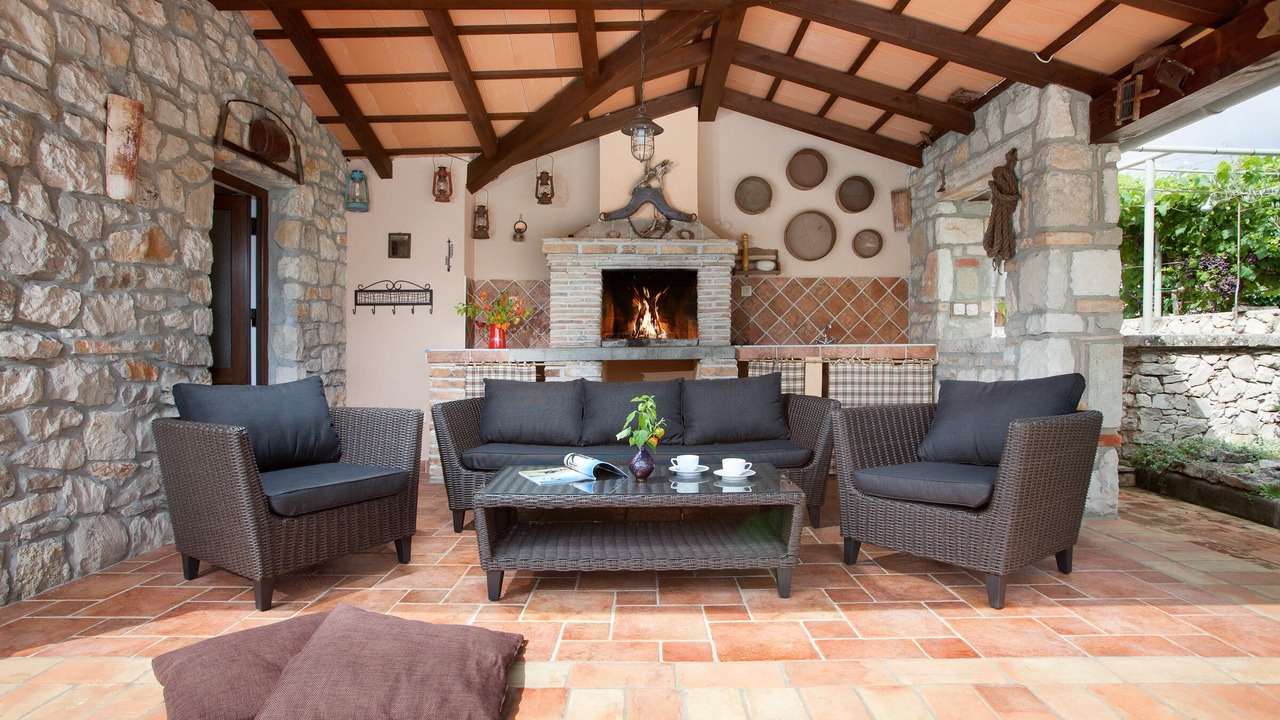Photo of Patio Balcony in Marceljani