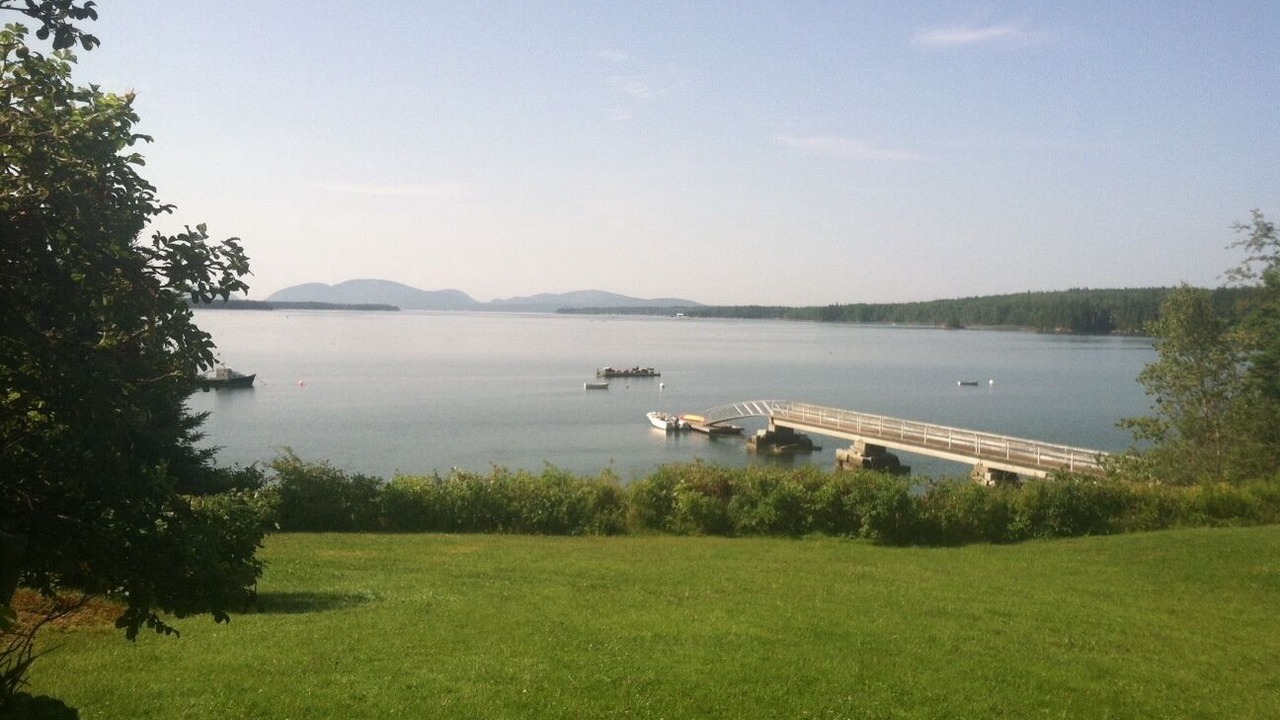Photo of Bedroom in Sullivan