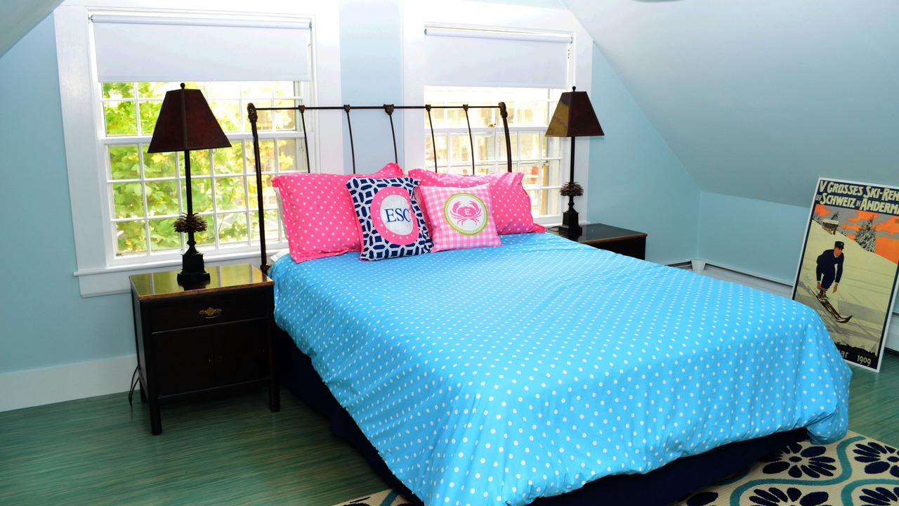 Photo of Others in Sullivan