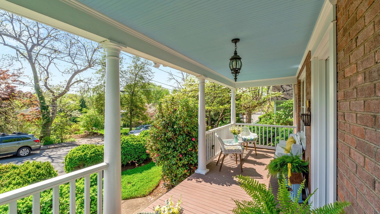 Photo of Outdoor in Martha Jefferson