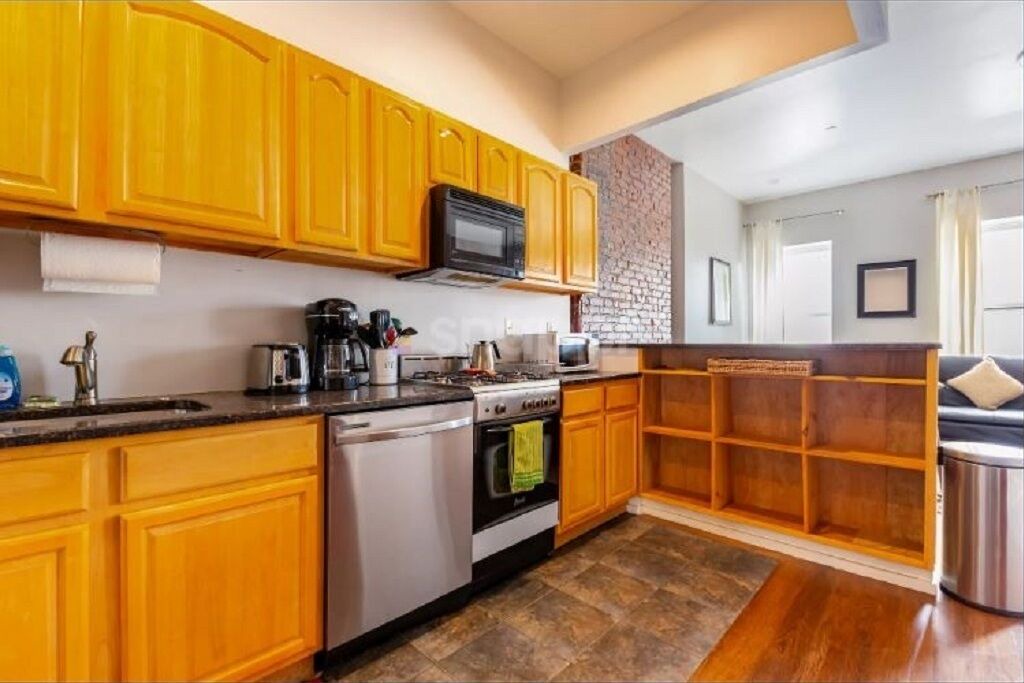 Photo of Kitchen in Central Park North
