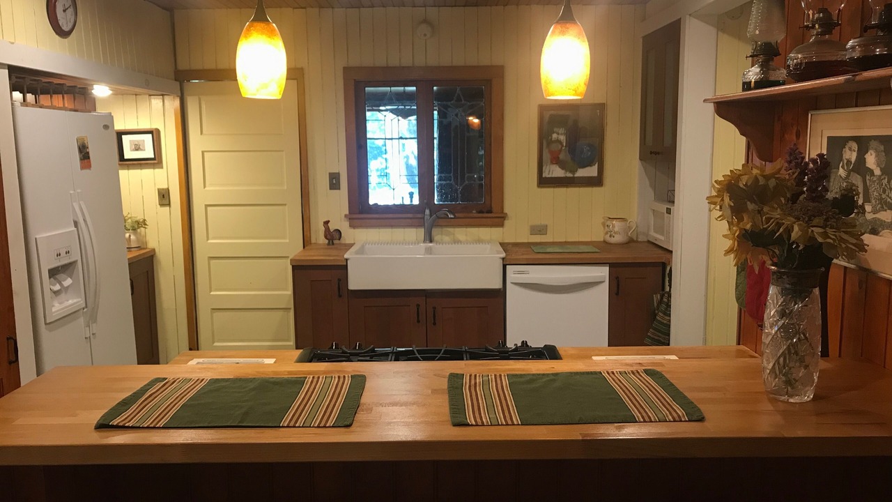 Photo of Kitchen in Inlet