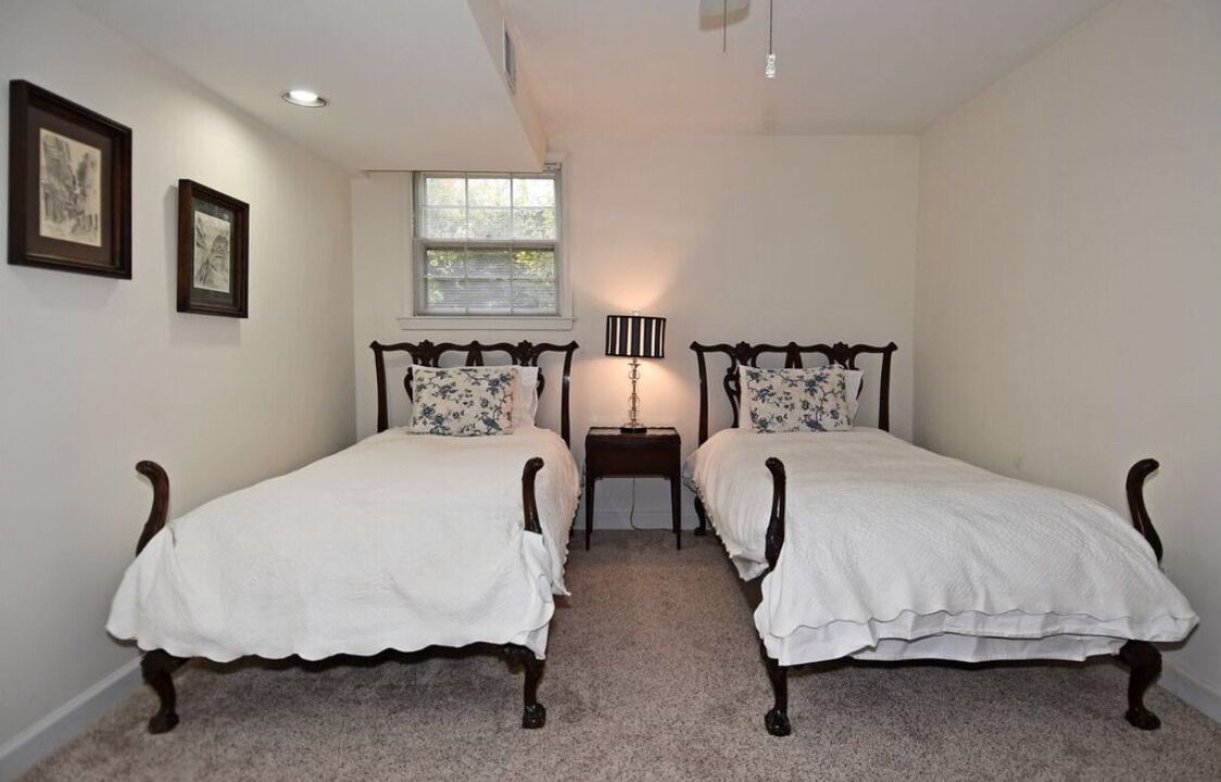Photo of Bedroom in Fort Hunt