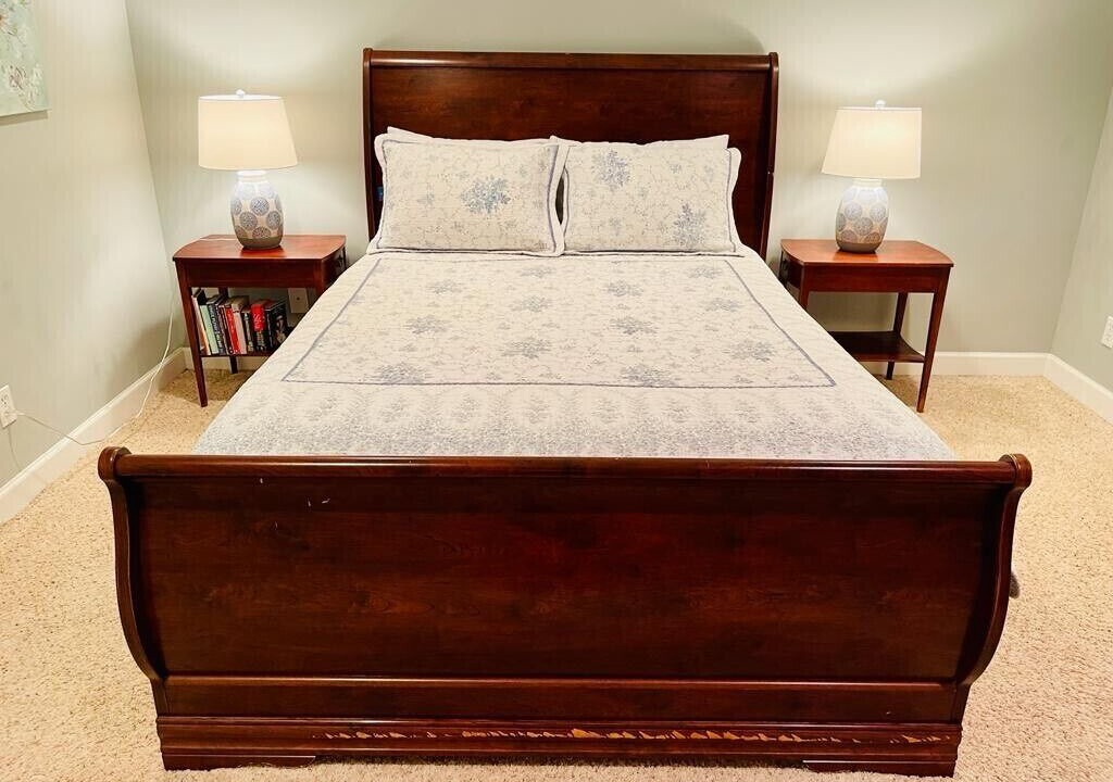 Photo of Bedroom in Fort Hunt