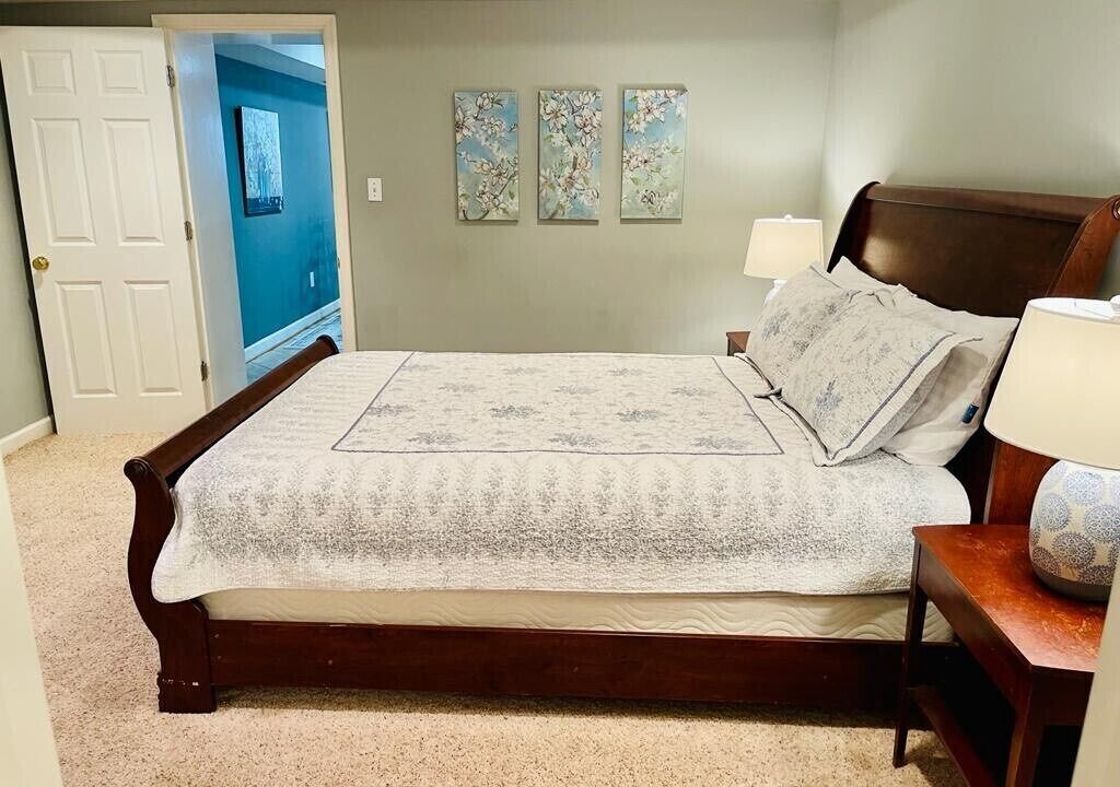 Photo of Bedroom in Fort Hunt