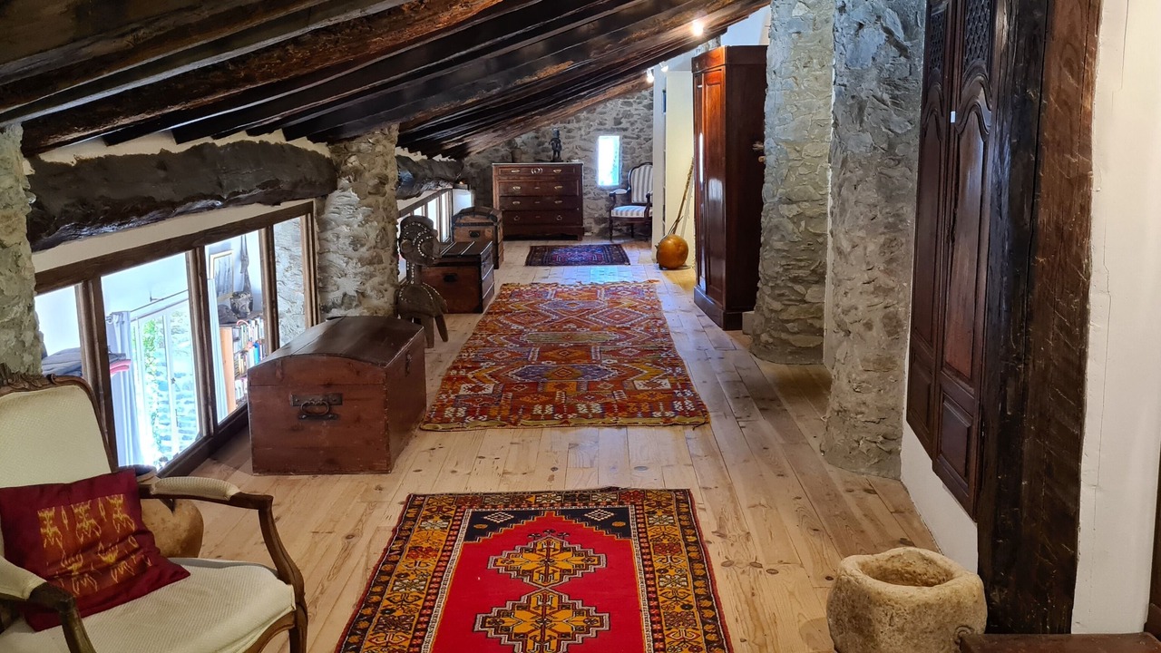 Photo of Others in Montferrer