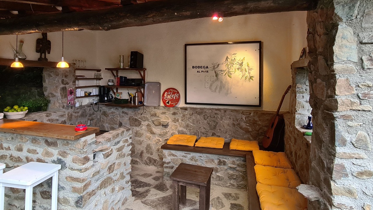 Photo of Others in Montferrer