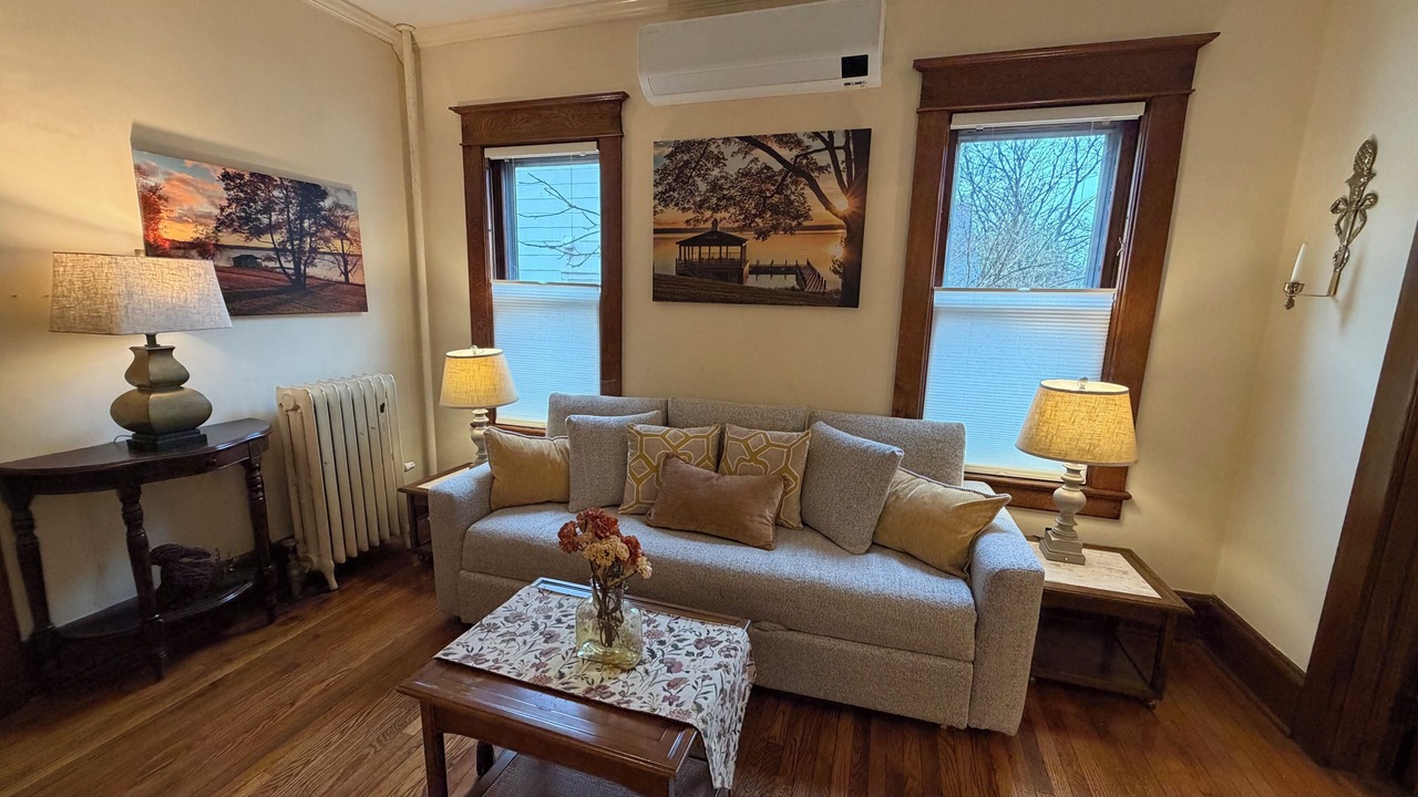 Photo of Livingroom in Town of Ledyard