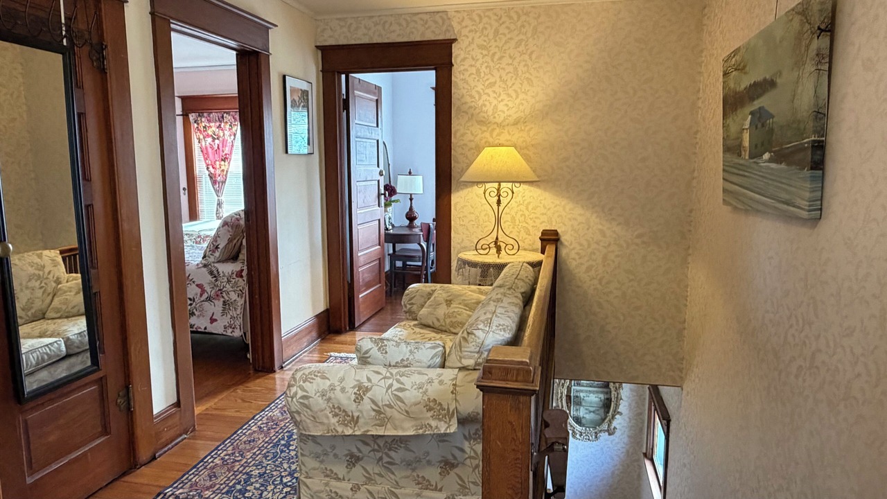 Photo of Bedroom in Town of Ledyard