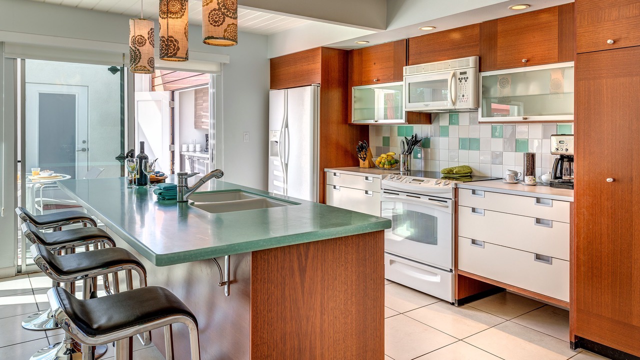 Photo of Kitchen in Racquet Club Estates