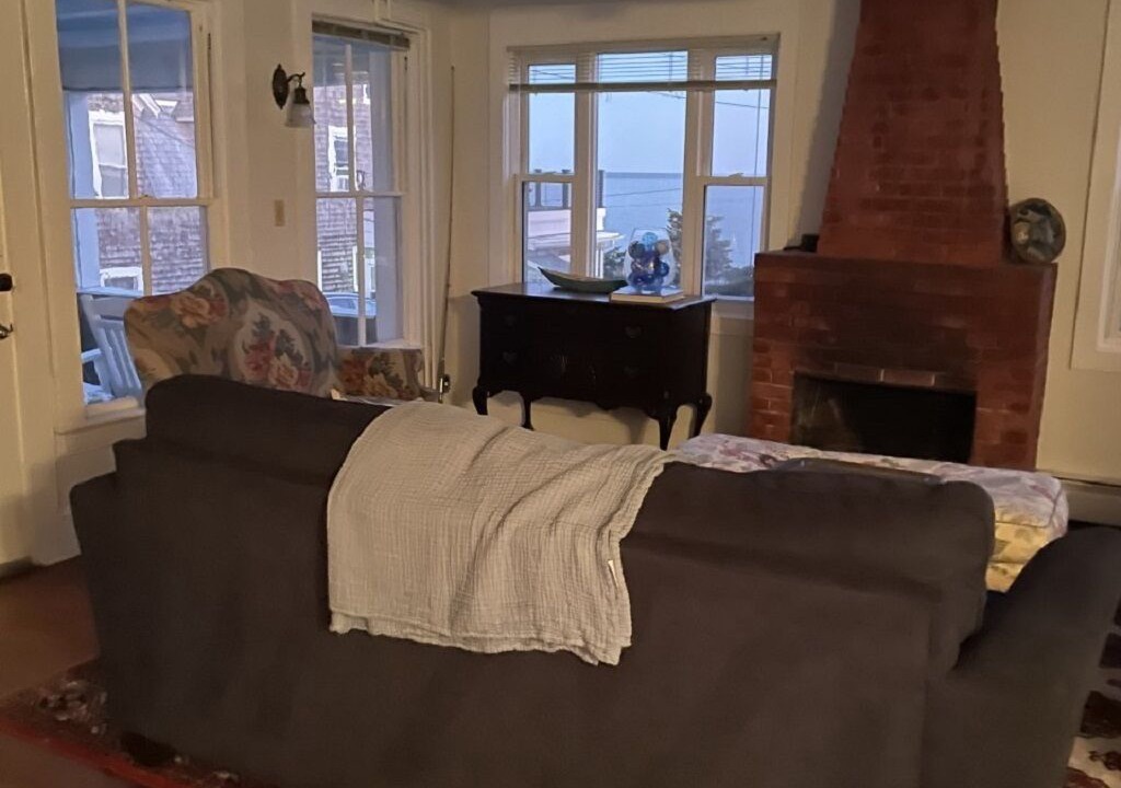 Photo of Livingroom in Falmouth Heights