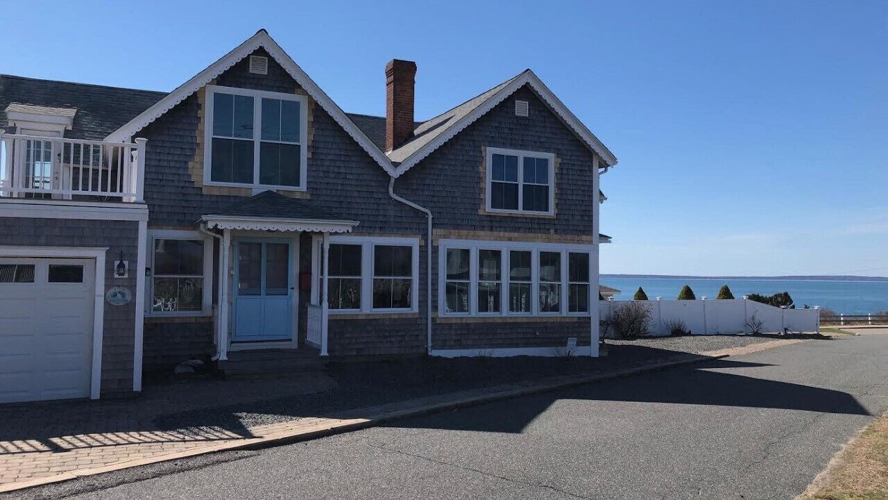 Photo of Bedroom in Falmouth Heights