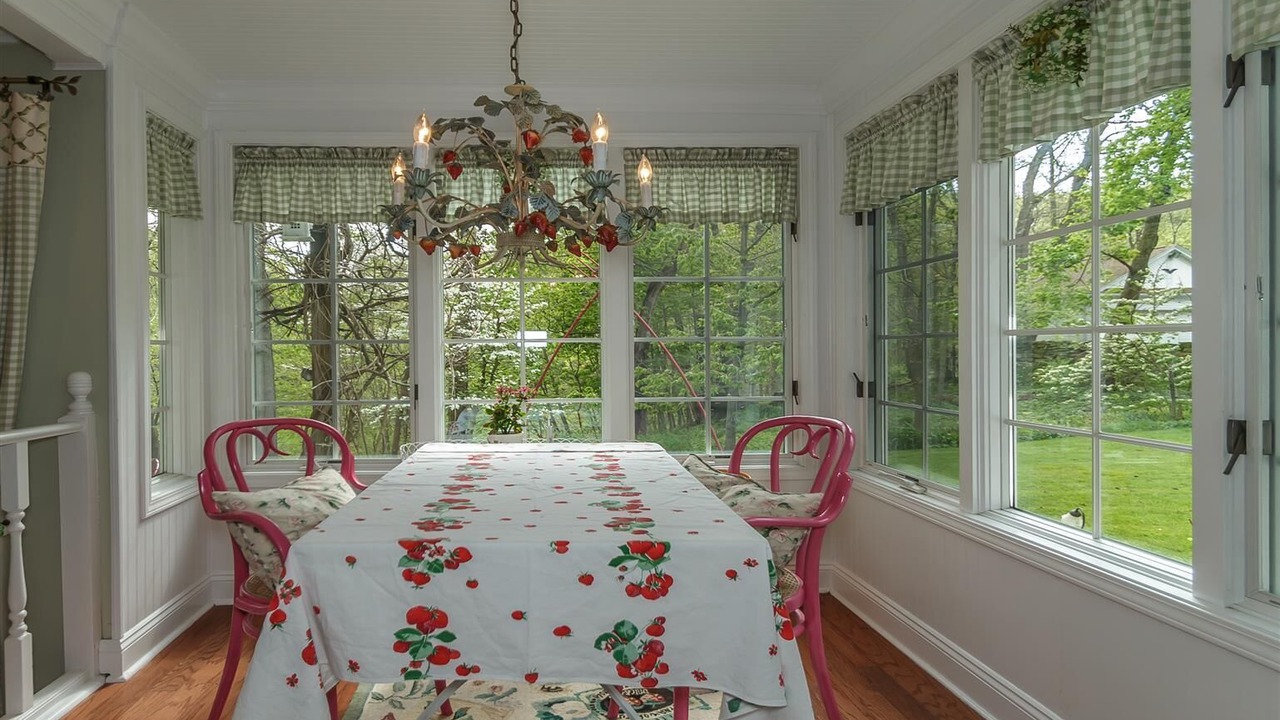 Photo of Others in Willoughby