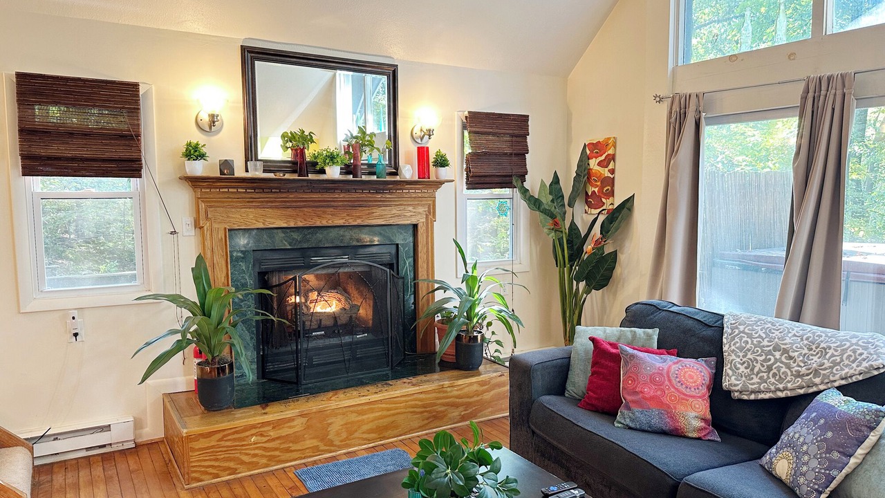 Photo of Livingroom in Front Royal