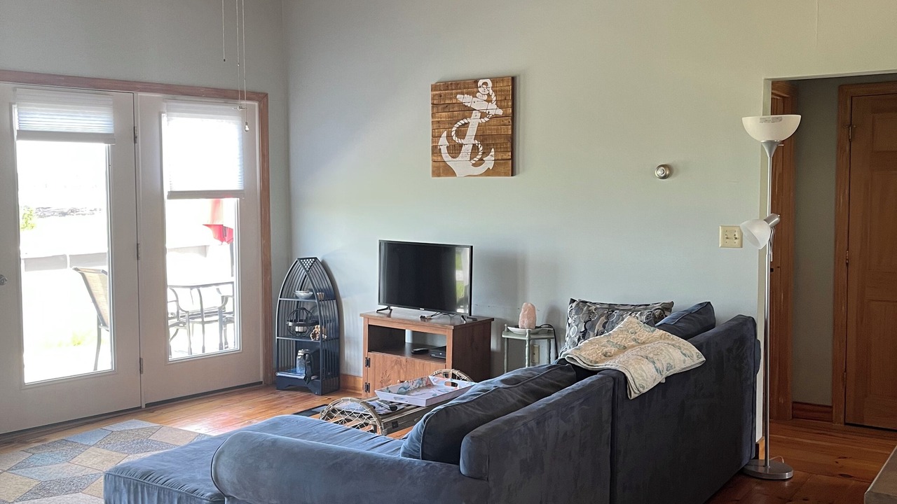 Photo of Livingroom in Eastport