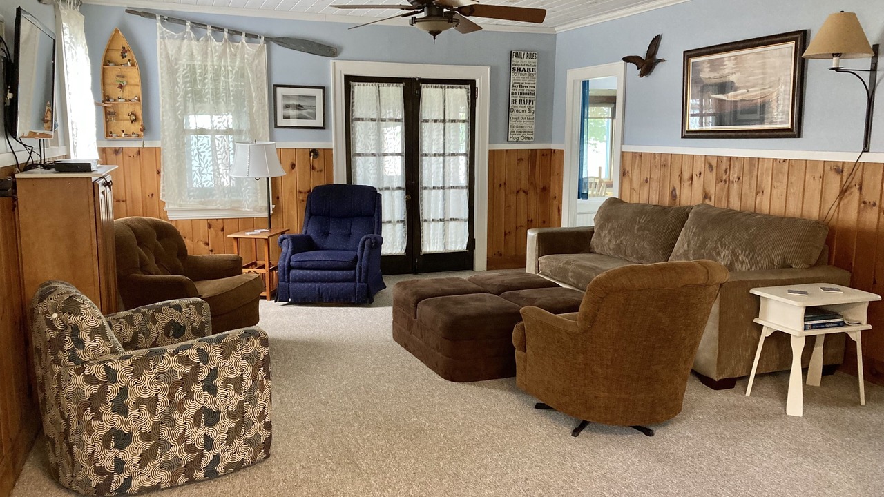 Photo of Livingroom in Sandy Creek