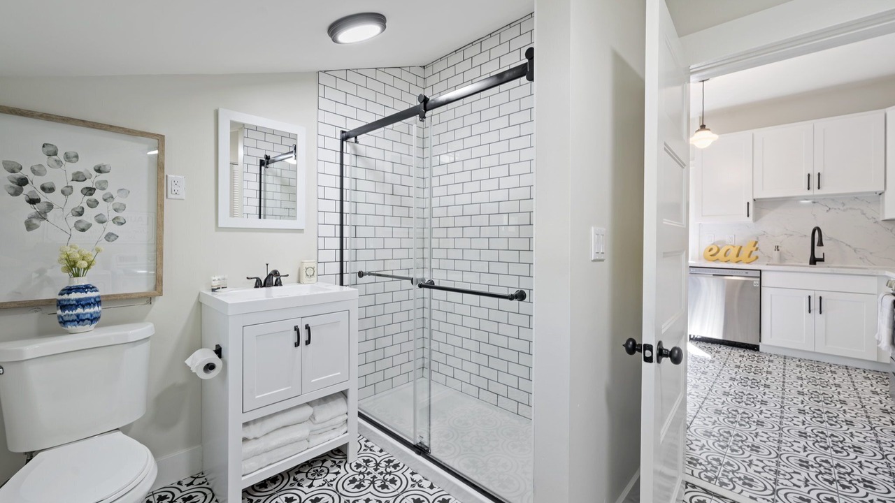 Photo of Bathroom in Central Tacoma