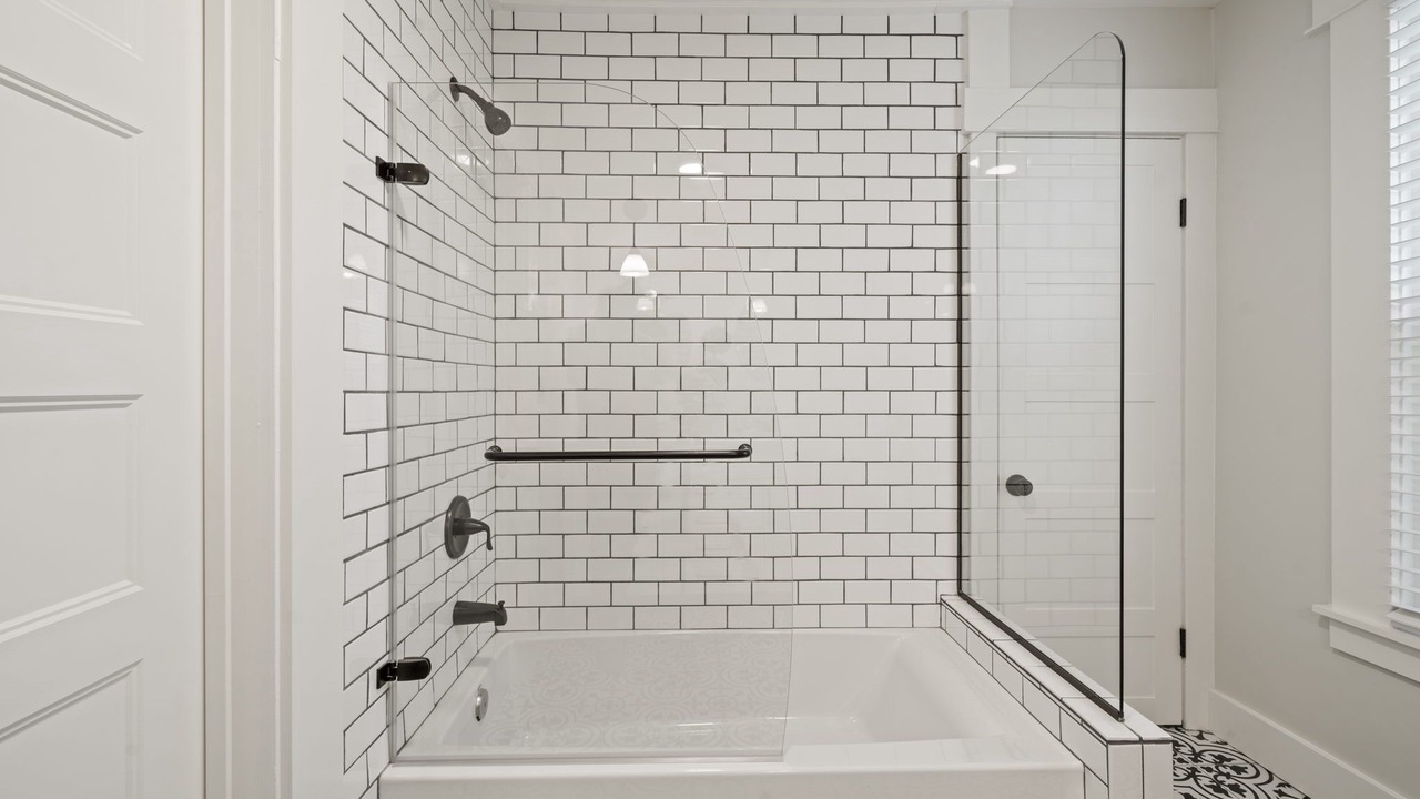 Photo of Bathroom in Central Tacoma