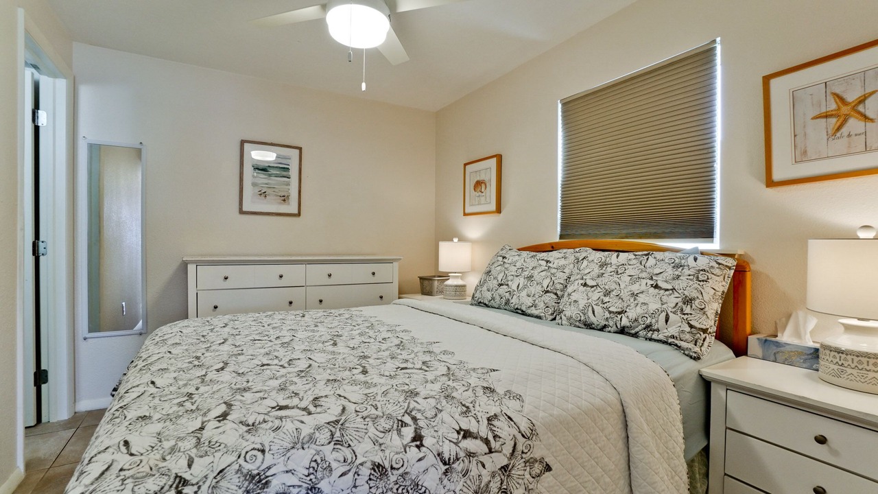 Photo of Bedroom in Bradenton Beach