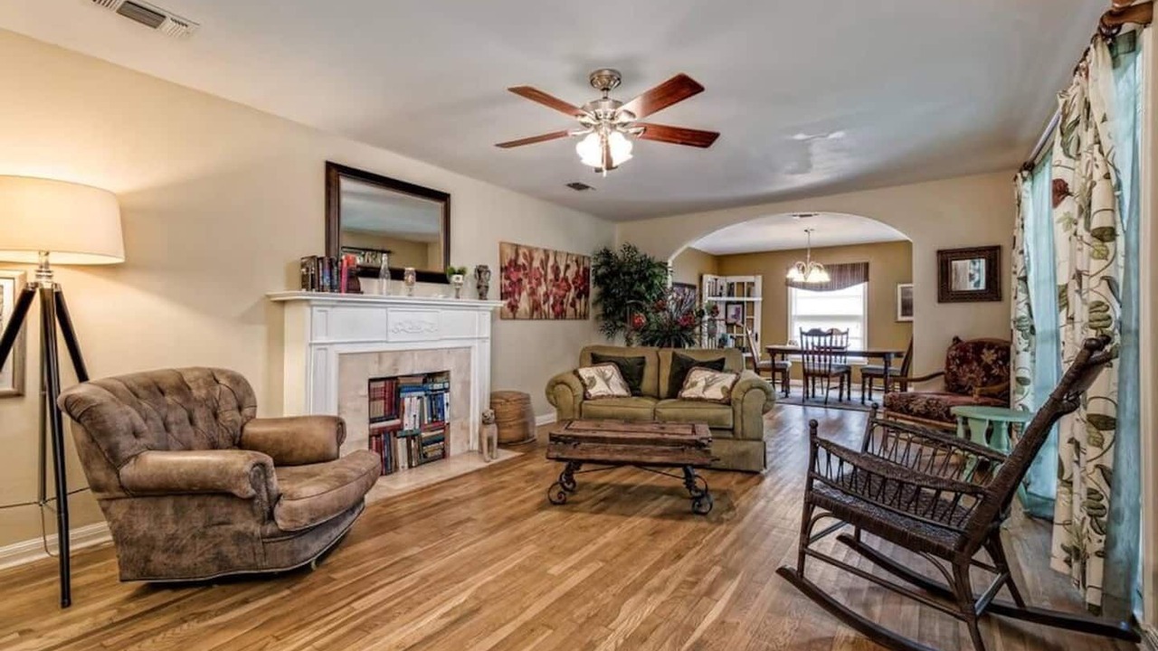 Photo of Livingroom in Dean Highland
