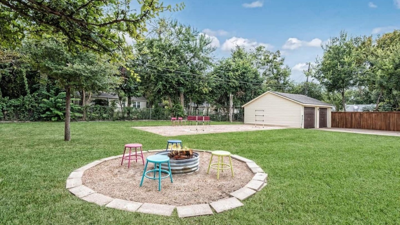Photo of Outdoor in Dean Highland