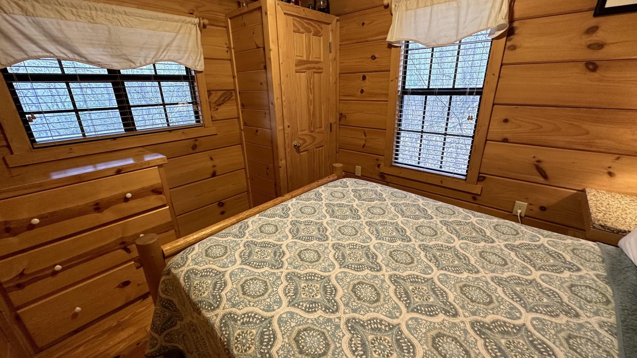 Photo of Bedroom in Candler