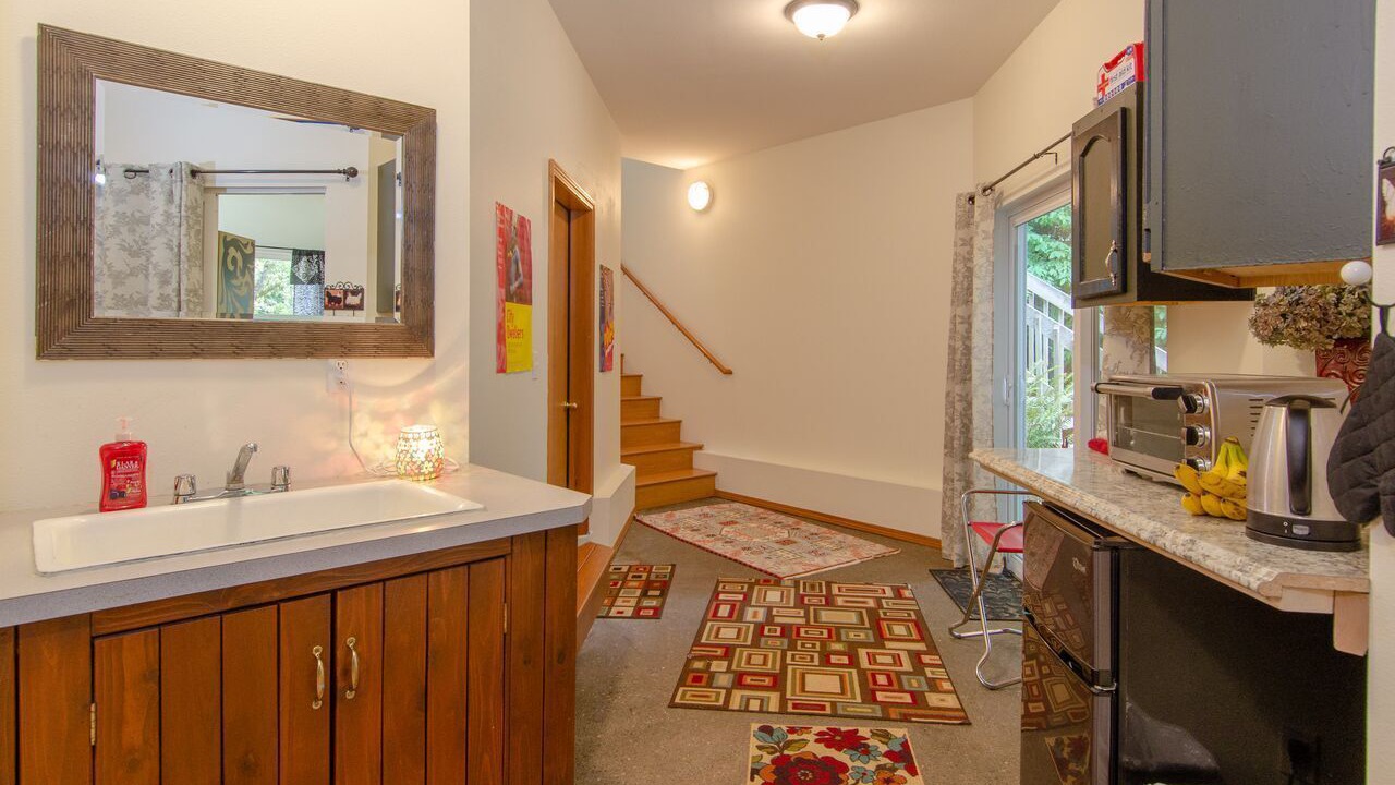 Photo of Others in Olympia