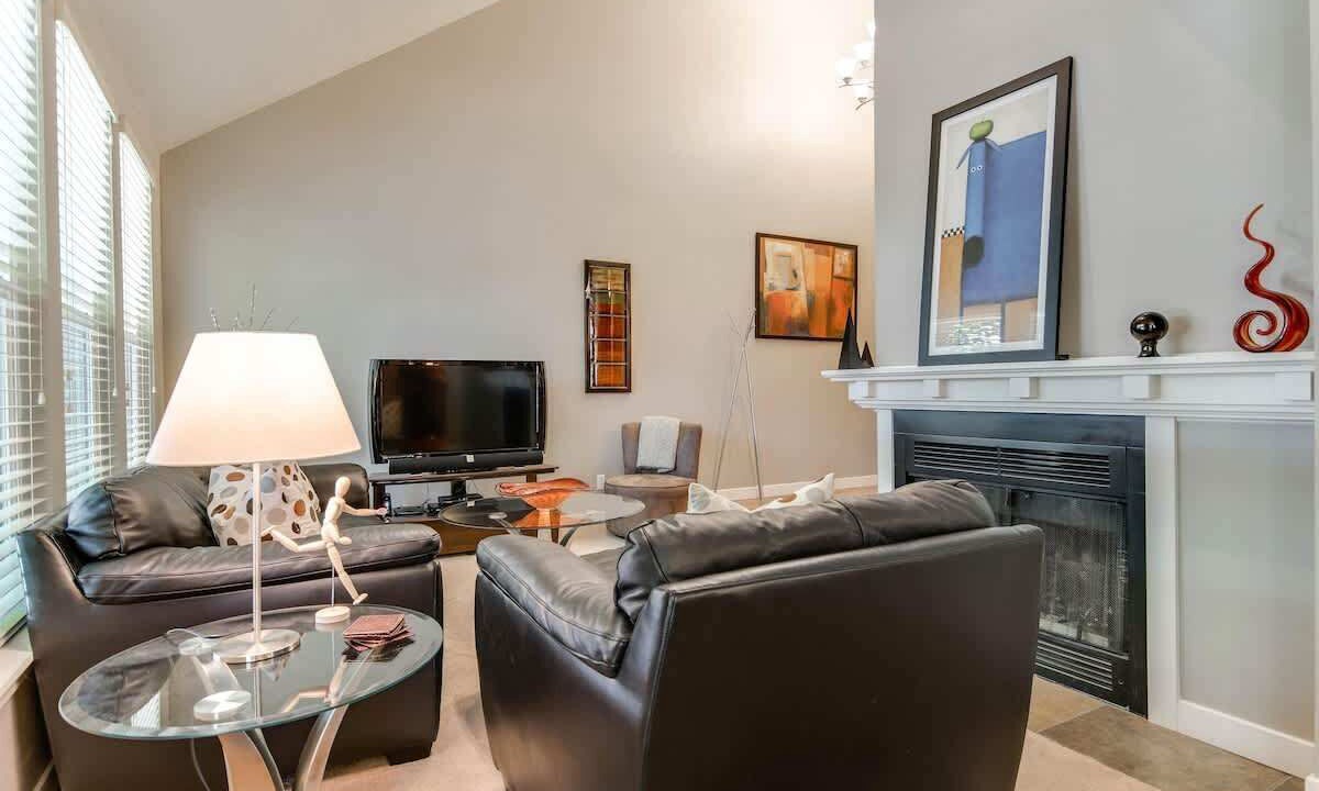 Photo of Livingroom in Cottonwood Heights