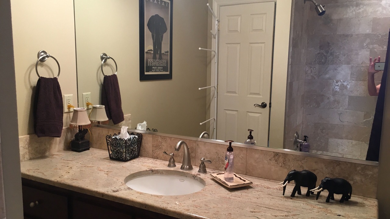 Photo of Bathroom in Kingsland