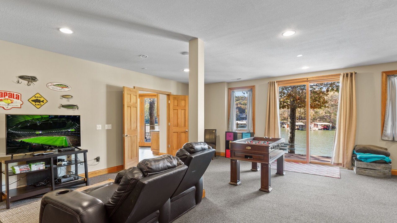 Photo of Bedroom in Camdenton