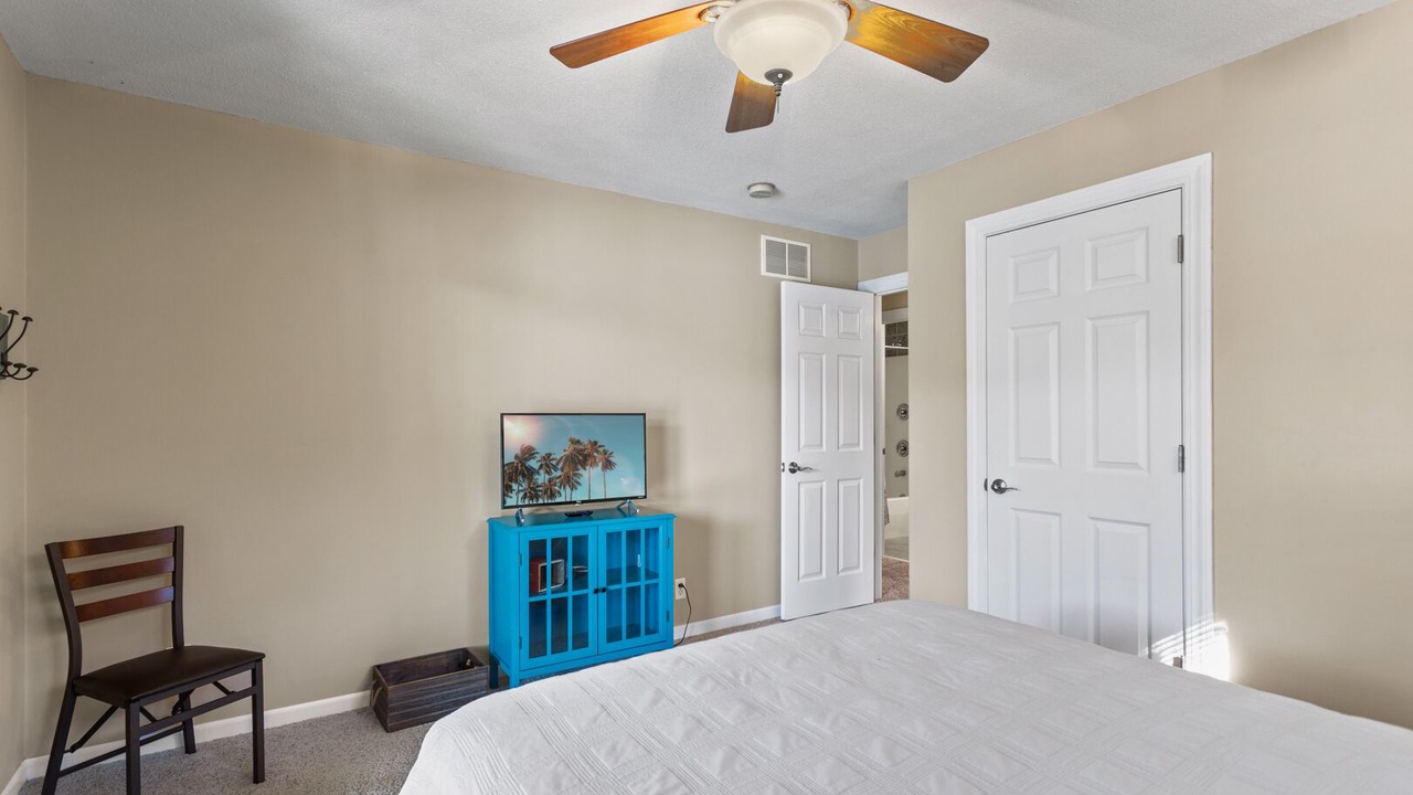 Photo of Bedroom in Camdenton