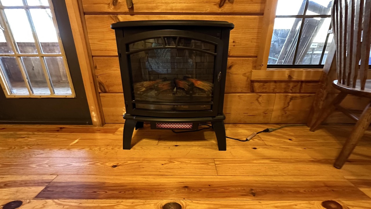 Photo of Livingroom in Candler