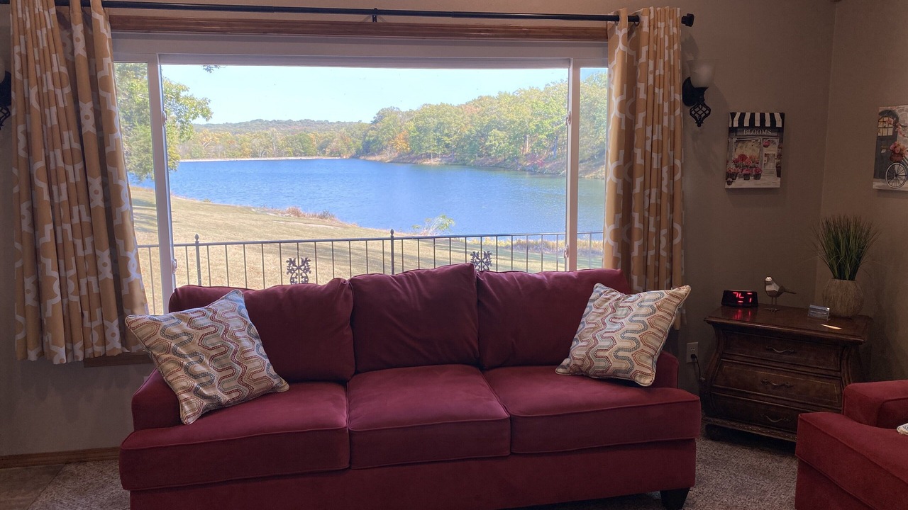 Photo of Livingroom in Perryville