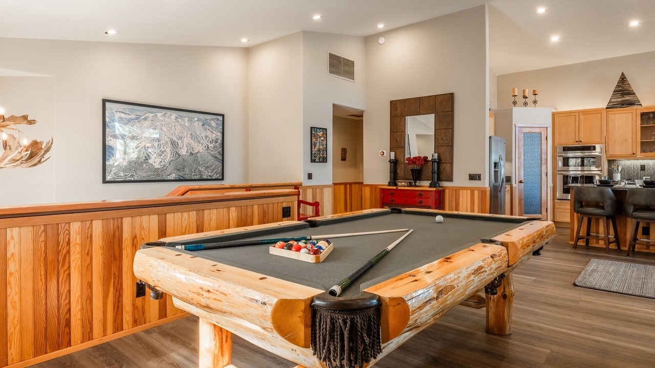 Photo of Bedroom in Mammoth Lakes