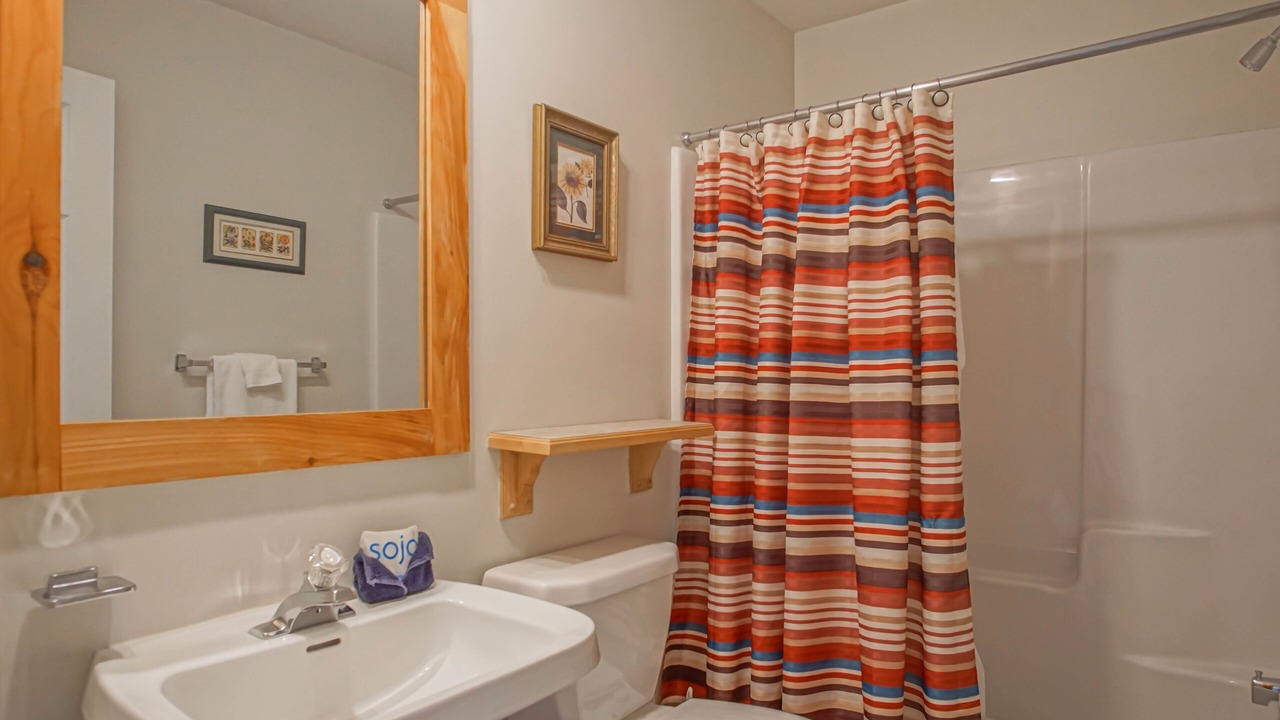 Photo of Bathroom in Edray