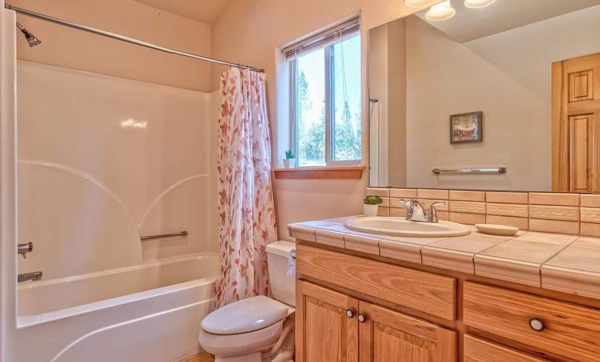 Photo of Bathroom in Oregon Water Wonderland